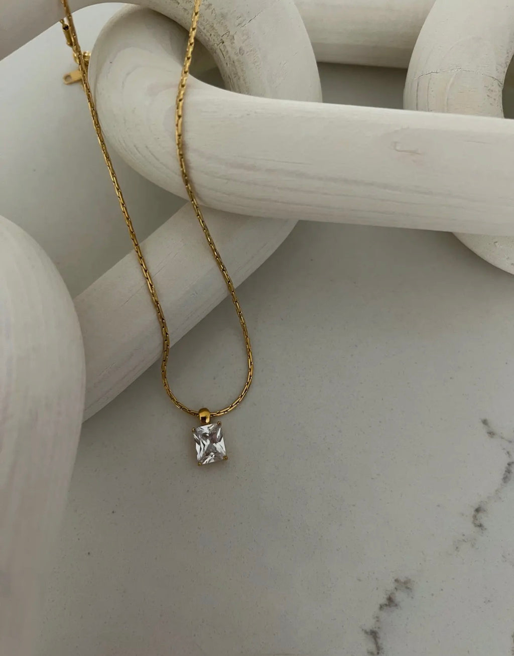 The “Daytona” Necklace